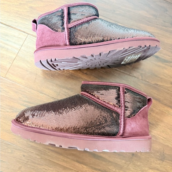 NWOT UGG Classic Ultra Mini Mirror Ball Burgundy Sequin Boots-Size 7 - Picture 7 of 13